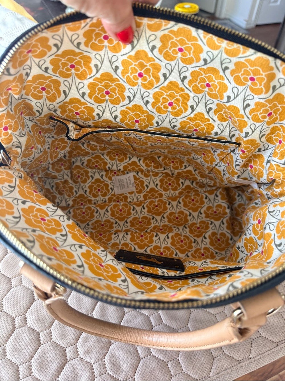 Emma Fox Black Label NWOT black
leather floral Lined Dome Satchel cross
Body - Picture 8 of 13